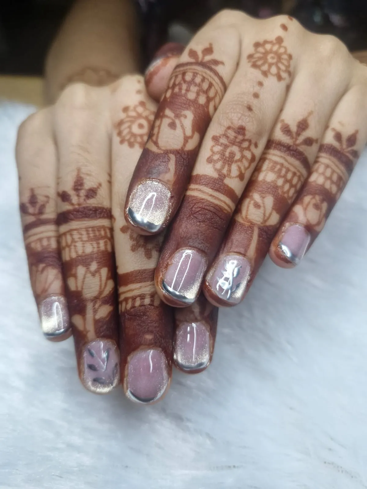 Professional nail art design at Gopi Mahendi Art Ahmedabad
